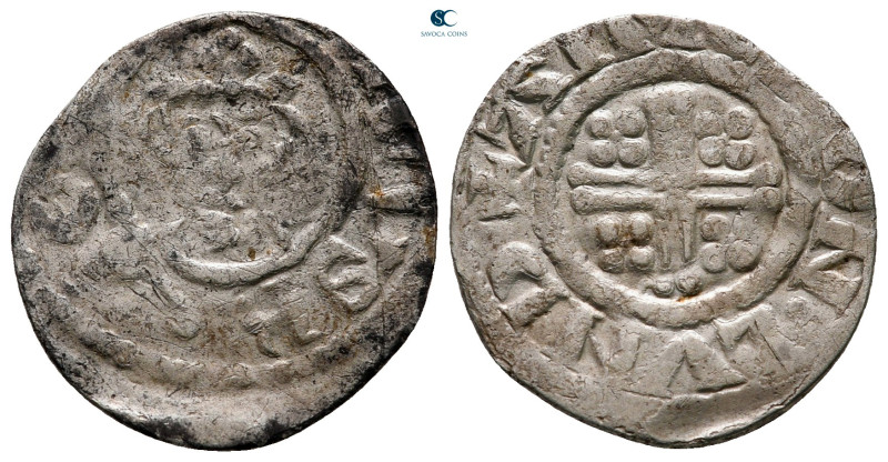 England. London. Henry II AD 1004-1024. 
Penny AR

19 mm, 1,11 g



very ...