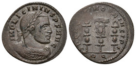 IMPERIO ROMANO. LICINIO. Follis. Roma (312-313). A/ Busto laureado y acorazado a der.; IMP LICINIVS P F AVG. R/ Aquila entre dos vexilla; SPQR (OP)TIM...