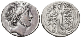 GRECIA ANTIGUA. REINO SELÉUCIDA. Antíoco IX (114-95 a.C.). Tetradracma. A/ Cabeza diademada a der. R/ Atenea a izq. con lanza, escudo y Nike; delante ...