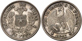 1876. Chile. (Santiago). 1 peso. (Kr. 142.1). 25,08 g. AG. MBC+.