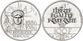1986. Francia. 100 francos piedfort (Kr. P972). 30 g. AG. Centenario de la Estatua de la Libertad. Acuñación de 5000 ejemplares. S/C.