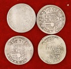 1707, 1710, 1711 y 1712. Carlos III, Pretendiente. Barcelona. 2 reales. Lote de 4 monedas. A examinar. BC-/BC+.