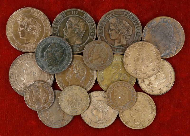 s. XVIII - XX. Francia. 2 (cuatro), 5 (siete), 10 céntimos (cuatro), 12 diners y...