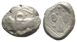 Cyprus, Uncertain, early 5th century BC. AR Siglos – Stater (20mm, 10.76g, 2h). Ram walking l., upon which an ankh symbol is superimposed. R/ Laurel b...