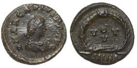 Follis Æ
Arcadius (383-408), Heraclea, D N ARCADIVS P F AVG Pearl-diademed, draped and cuirassed bust to right / VOT V within wreath; SMHA in exergue...