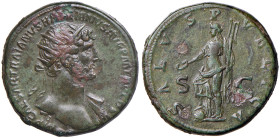 Adriano (117-138) Dupondio - Testa radiata a d. - R/ la Salute stantte a s. - RIC 276 AE (g 13,22) Ex Roma Numismatics E-Sale 87 lotto 784. Punti di c...