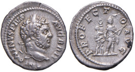 Caracalla (198-217) Denario - Testa laureata a d. - R/ l'Imperatore a d., dietro di lui Signifer - RIC 226 AG (g 3,22)
BB+
