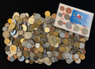 Kiloware
Weltmünzen. Lot 3 Kilogramm. Lot no return - Umtausch ausgeschlossen - Sonderporto laut Tarif der Post
umgelaufen