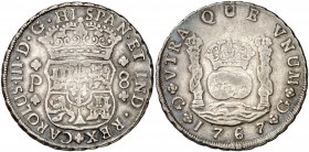 1767. Carlos III. Guatemala. P. 8 reales. (Cal. 816). 26,61 g. Columnario. Bonita pátina. Rara. MBC.
