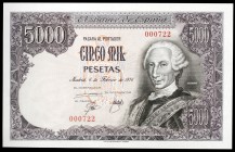 1976. 5000 pesetas. (Ed. E1). 6 de febrero, Carlos III. Sin serie, nº 000722. Doblez central. Raro. (EBC+).