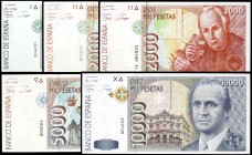 1992. 1000, 2000 (dos), 5000 y 10000 pesetas. Lote de 5 billetes, todos con la misma numeración 004005 y sin serie, todos excepto uno de 2000 pesetas,...