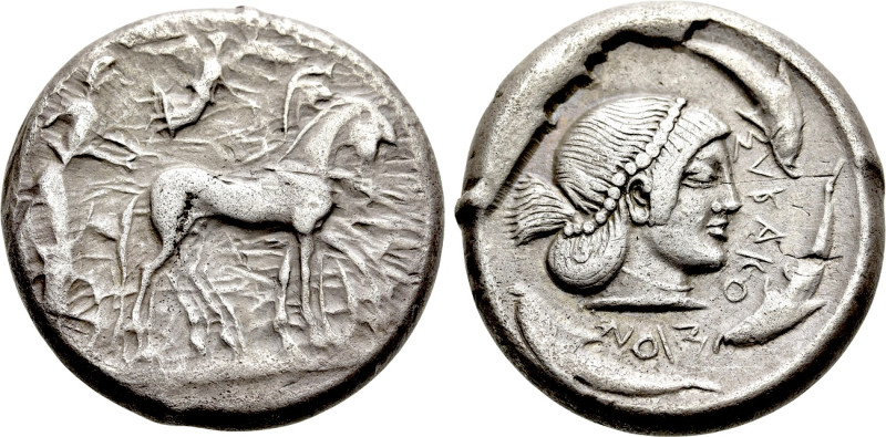 SICILY. Syracuse. Deinomenid Tyranny (485-466 BC). Tetradrachm. 

Obv: Chariot...