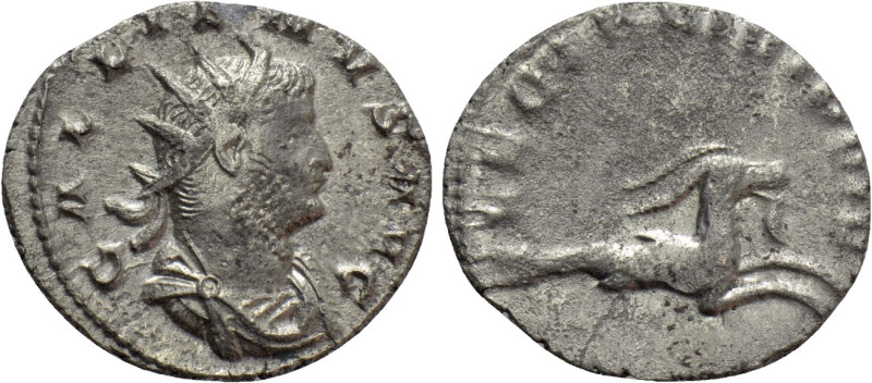 GALLIENUS (253-268). Antoninianus. Mediolanum. 

Obv: GALLIENVS AVG. 
Radiate...