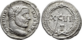 MAXIMIANUS HERCULIUS (286-305). Argenteus. Ticinum