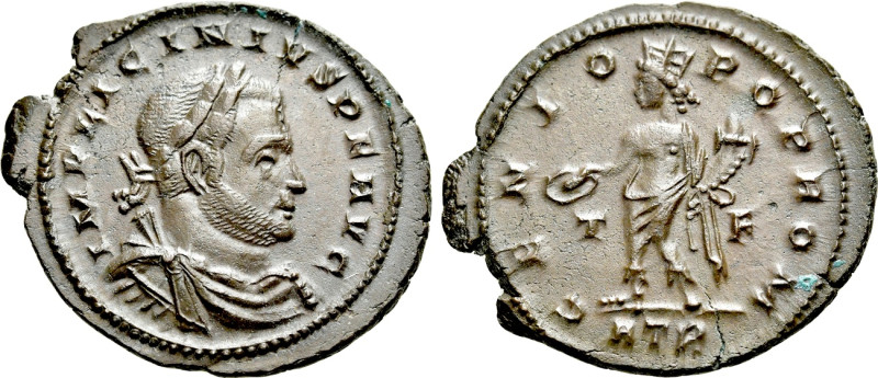 LICINIUS I (308-324). Follis. Treveri. 

Obv: IMP LICINIVS P F AVG. 
Laureate...