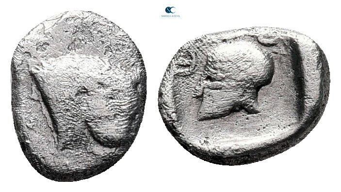 Phokis. Federal Coinage circa 485-480 BC. 
Hemiobol AR

8 mm, 0,46 g

Bull ...