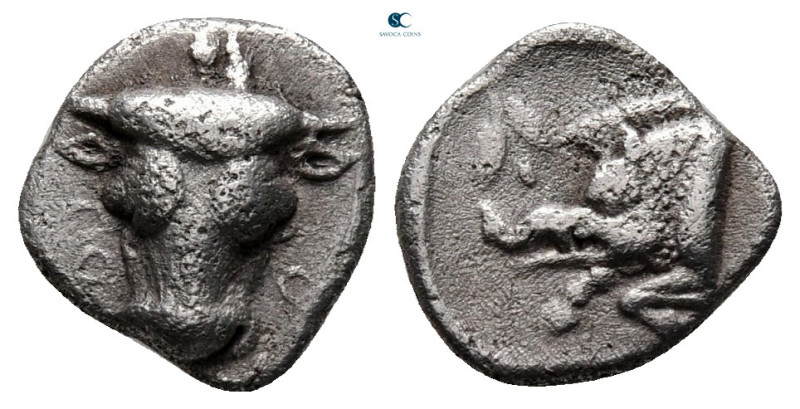 Phokis. Federal Coinage circa 457-446 BC. 
Obol AR

11 mm, 0,89 g

Ο - Φ, b...