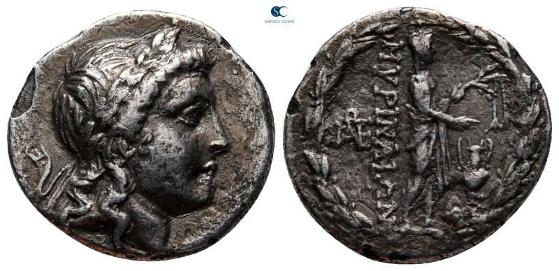 Aiolis. Myrina circa 160-143 BC. 
Drachm AR

19 mm, 3,06 g

Laureate head o...