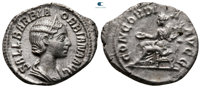 Orbiana AD 225. Rome
Denarius AR

21 mm, 2,69 g

SALL BARBIA ORBIANA AVG, d...