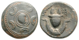 Kingdom of Macedon, Alexander III 'the Great' Æ Uncertain Macedonian mint, circa 325-310 BC. 
Macedonian shield with thunderbolt in central boss / Cre...