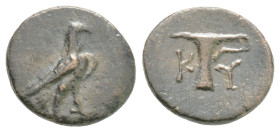 AEOLIS. Kyme. Ae (Circa 320-250 BC).
Obv: Eagle standing right with closed wings.
Rev: K - Y.
One-handled cup.
SNG von Aulock 1625.
Condition: Very fi...