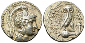 Athens AR New Style Tetradrachm, 144/143 BC 

Attica, Athens . AR Tetradrachm (29 mm, 16.74 g), 144/143 BC. New Style issue. Charinautes, Aristeas, ...