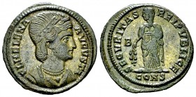 Helena AE Nummus, Constantinopolis 

 Helena (324-329 AD). AE Follis (19-20 mm, 3.04 g), Constantinopolis, 326-327.
Obv. FL HELENA AVGVSTA, draped ...