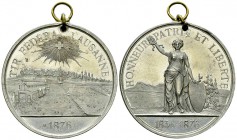 Lausanne, WM Medaille 1876, Tir fédéral 

Schweiz, Lausanne . Weissmetall-Medaille 1876 (38 mm, 15.28 g), auf das Tir fédéral.
Richter 1568b.

Fa...