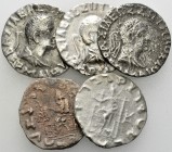 Lot of 5 Indo-Greek BI tetradrachms 

Lot of 5 (five) Indo-Greek BI tetradrachms, c. 1st century BC.

Fine/very fine (5)

Lot sold as is, no ret...