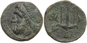 Sicily. Syracuse. Hieron II (274-215 BC). AE 22 mm. Obv. Diademed head of Poseidon left. Rev. Ornamented trident flanked by dolphins. CNS II 197. AE. ...