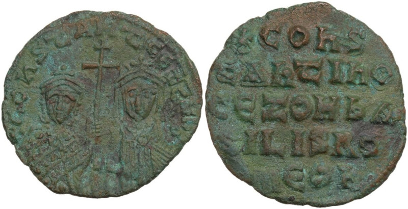 Constantine VII (913-959) with Zoe. AE Follis, Constantinople mint, 914-919. Obv...