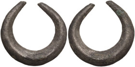 Silver crescent decorative element. Islamic? 19 mm.