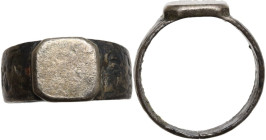Ssilver ring, engraved with floral pattern. Medieval. inner diameter: 16 mm.