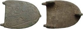Bronze buckle with engraved stylized animal. Norman. 45 x 23 mm. 9.97 g.