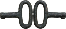 Bronze key. Medieval period. 48 x 43 mm. AE. 30.05 g.