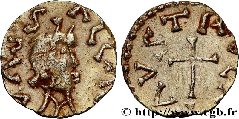 VASSELAY
Type : Triens, monétaire AVSTRVLF 
Date : c. 600-675 
Mint name / Town ...