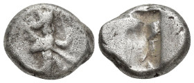 ACHAEMENID EMPIRE, Time of Xerxes II to Darios II. Sardes (Circa 420-375 BC) AR Siglos (13mm, 5.4 g) Obv: Persian king or hero in kneeling-running rig...
