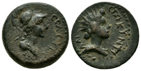 CILICIA, Seleuca. Ae18. (Ae. 4,23g/18mm). Siglo II-I a.C. (SNG Levante 704; SNG BN 956). Anv: Busto drapeado de Atenas con casco corintio a derecha, a...