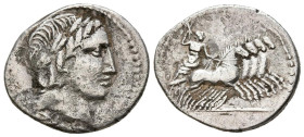 ACUÑACIONES ANONIMAS. Denario. (Ar. 3,67g/20mm). 86 a.C. Roma. (Crawford 350/A2; FFC 85). Anv: Cabeza laureada de Apolo Vejovis a derecha, debajo haz ...