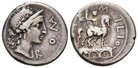 GENS AEMILIA. Denario. (Ar. 3,89g/18mm). 114-113 a.C. Roma. (FFC 103; Crawford 291/1). Anv: Cabeza laureada de Roma a derecha, detrás estrella, delant...