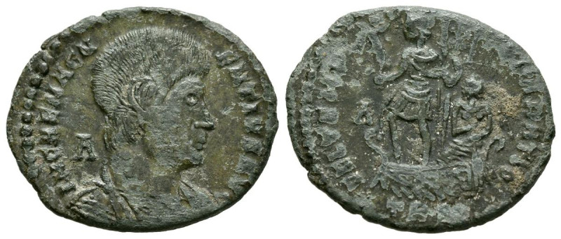 MAGNENCIO. Follis. (Ae. 3,92g/23mm). 350-353 d.C. Treveri. (RIC 260). Anv: Busto...