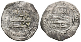 CALIFATO DE CÓRDOBA. Hisham II al-Muayyad. Dírham (Ar. 2,12g/21mm). Al-Andalus. 378 H. Con Amir en II.A. (Vives 508, Frochoso no cita). MBC-.
