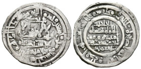 CALIFATO DE CÓRDOBA. Hisham II al-Muayyad. Dírham (Ar. 2,97g/23mm). Al-Andalus. 396 H. Con Abd al-Malik en I.A. y II.A. (Vives 588, Frochoso 396.46d) ...