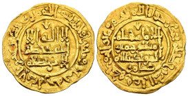 CALIFATO DE CORDOBA, Hisham II. Dinar. (Au. 3,27g/23mm). 388H. Al-Andalus. (Vives No cita; Miles no cita; Frochoso 388.22 variante de adorno de anvers...