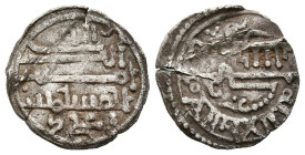 ALMORAVIDES, Ali ibn Yusuf (500-537H). Quirate. (Ar. 0,72g/13mm). (Vives 1703; Hazard 926). MBC. Grieta.
