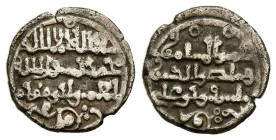 ALMORÁVIDES . Tashfin Ibn Ali y el emir Ibrahim. Quirate (Ar. 0,91g/10mm). 539-540 H. (Benito B-Db4). MBC+. Variante escasa. MBC+.