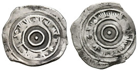 CALIFATO FATIMÍ. Al Aziz billah (975-996 d.C) . 1/2 Dirham (Ar. 1,37g/19mm). Ceca y fecha no visibles. (Nicol tipo M1). MBC.