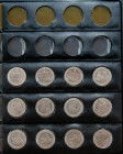 JUAN CARLOS I (1975-2014). Hoja pardo compuesta por 12 monedas de 200 Pesetas, ninguna repetida, acuñadas entre 1990 y 2000. Alto nivel de conservació...