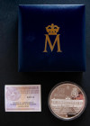 JUAN CARLOS I (1975-2014). 50 Euros. (Ar. 168,75g/73mm). 75 Aniversario de S. M. el Rey. 2013. FNMT. PROOF. Presentada en estuche oficial con certific...