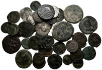 REPUBLICA ROMANA e IMPERIO ROMANO. Interesante conjunto formado por varias decenas de bronces (principalmente Follis) y platas (Antoninianos) de ambos...